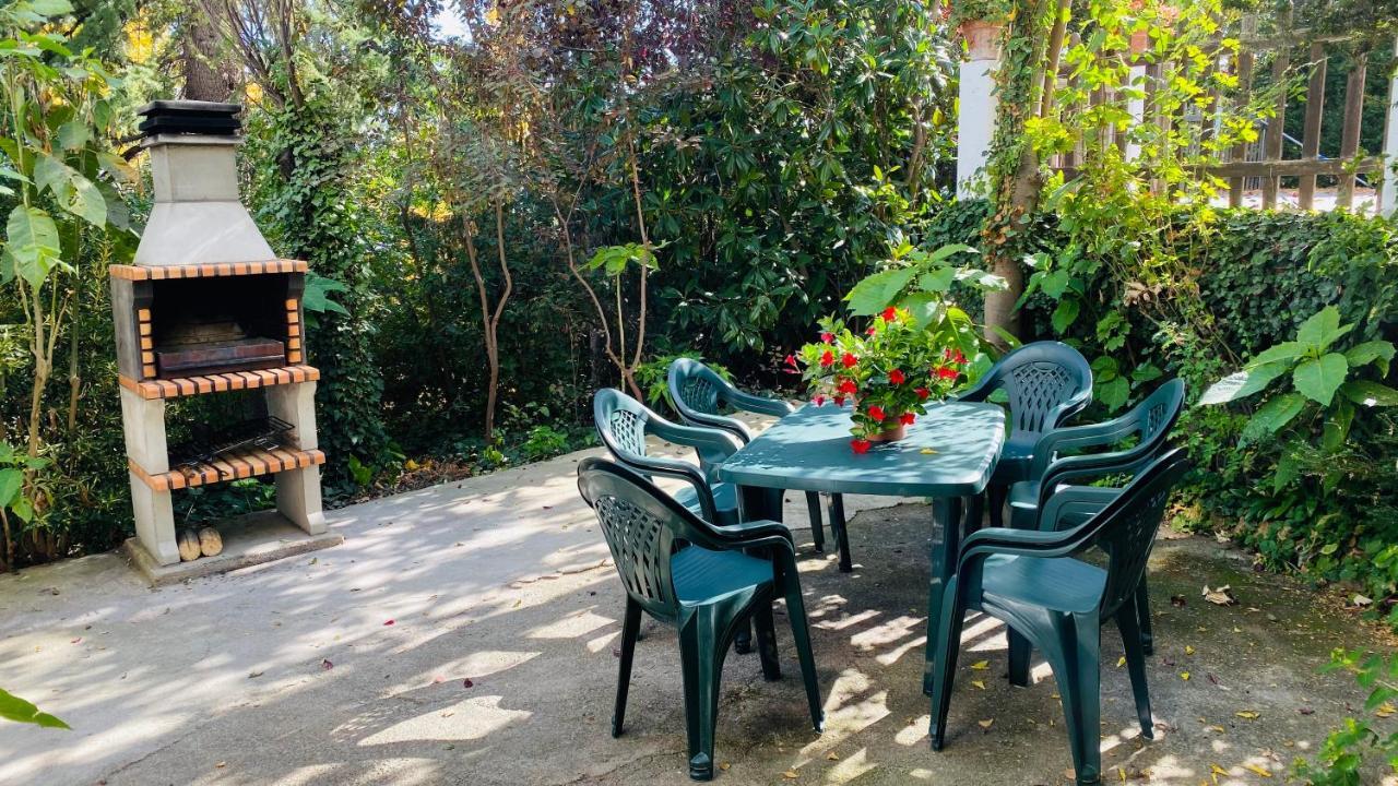 Barranco De La Salud Guest House Laroles Ngoại thất bức ảnh