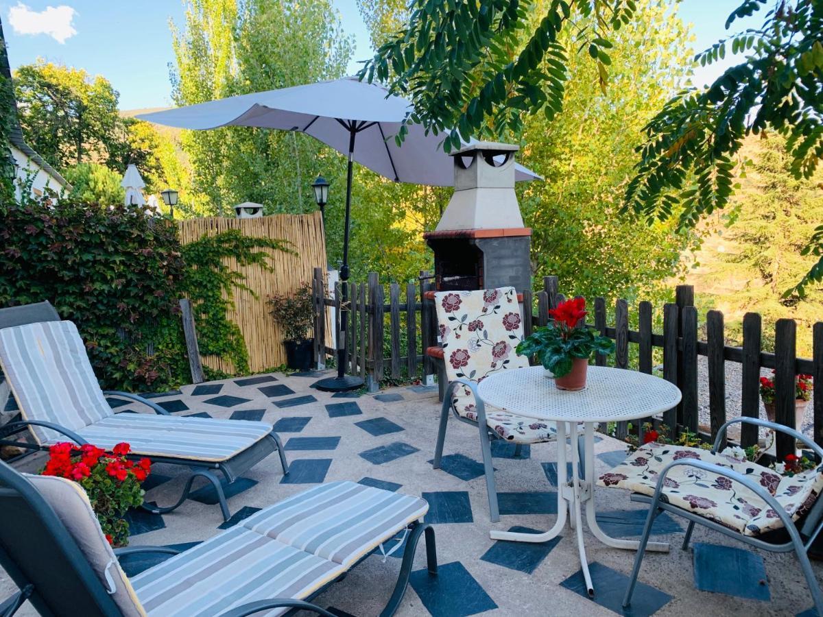 Barranco De La Salud Guest House Laroles Ngoại thất bức ảnh