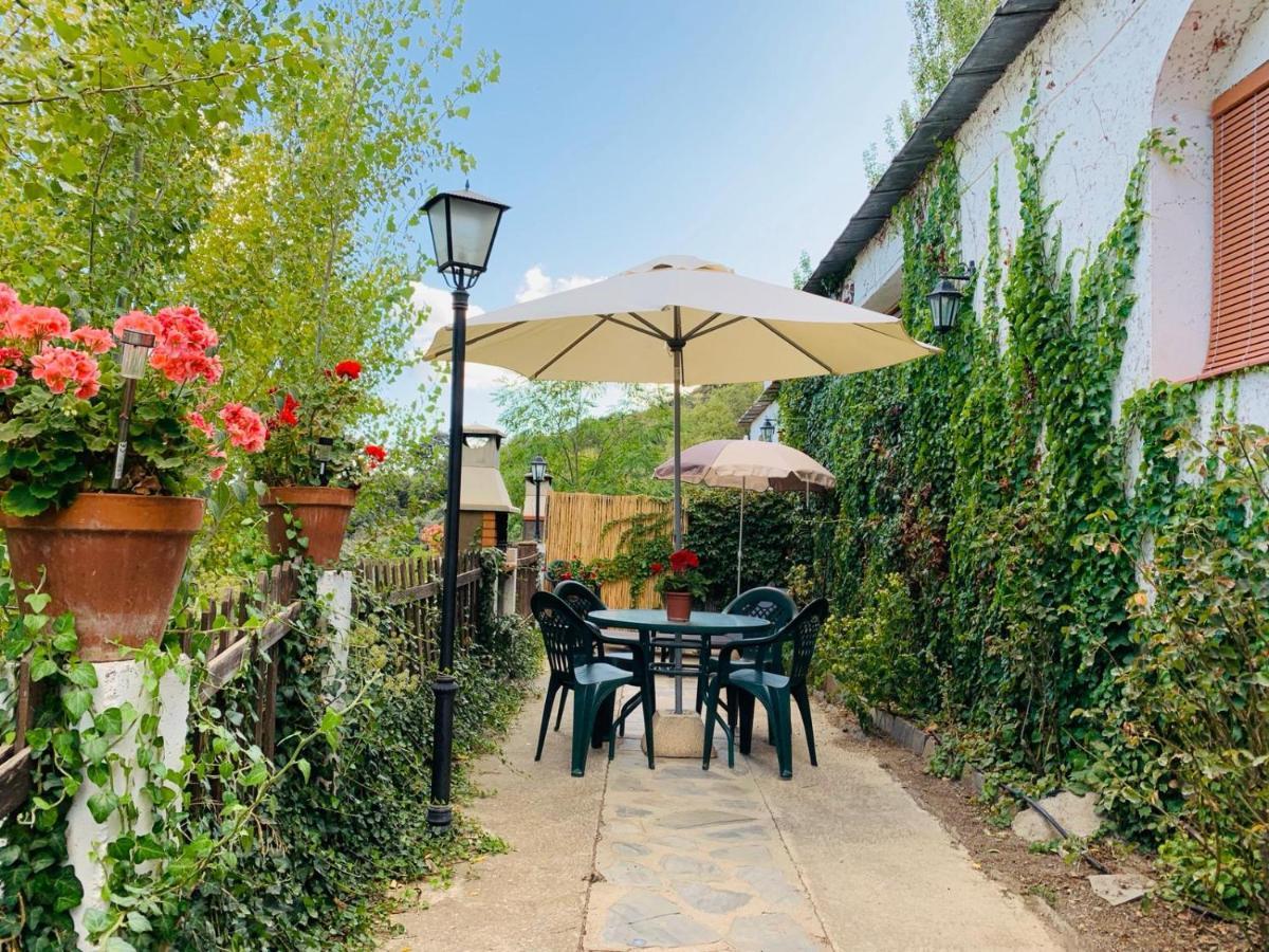 Barranco De La Salud Guest House Laroles Ngoại thất bức ảnh